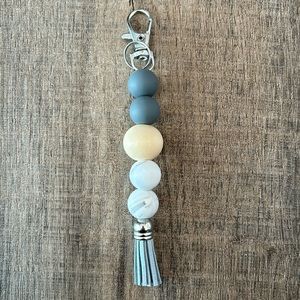 Handmade Silicone Beaded Keychain w Tassel&Lobster Claw Luggage Tag silver &gray